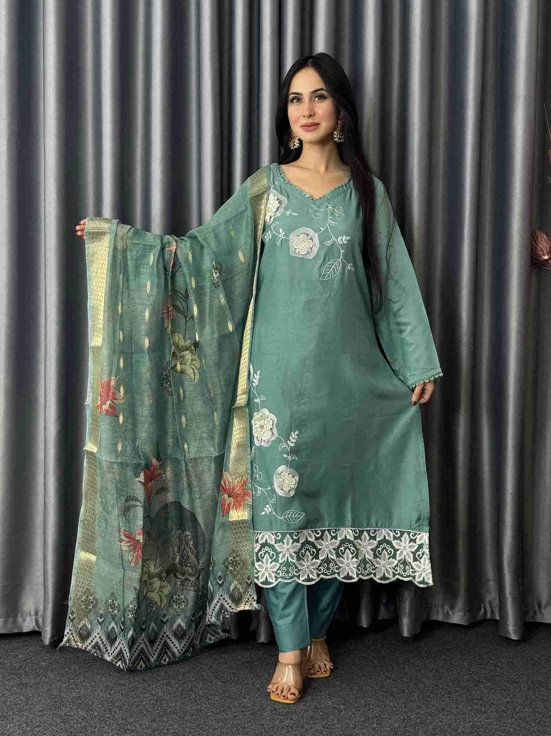 LONARA | 3D Embroidery Stitched Dress